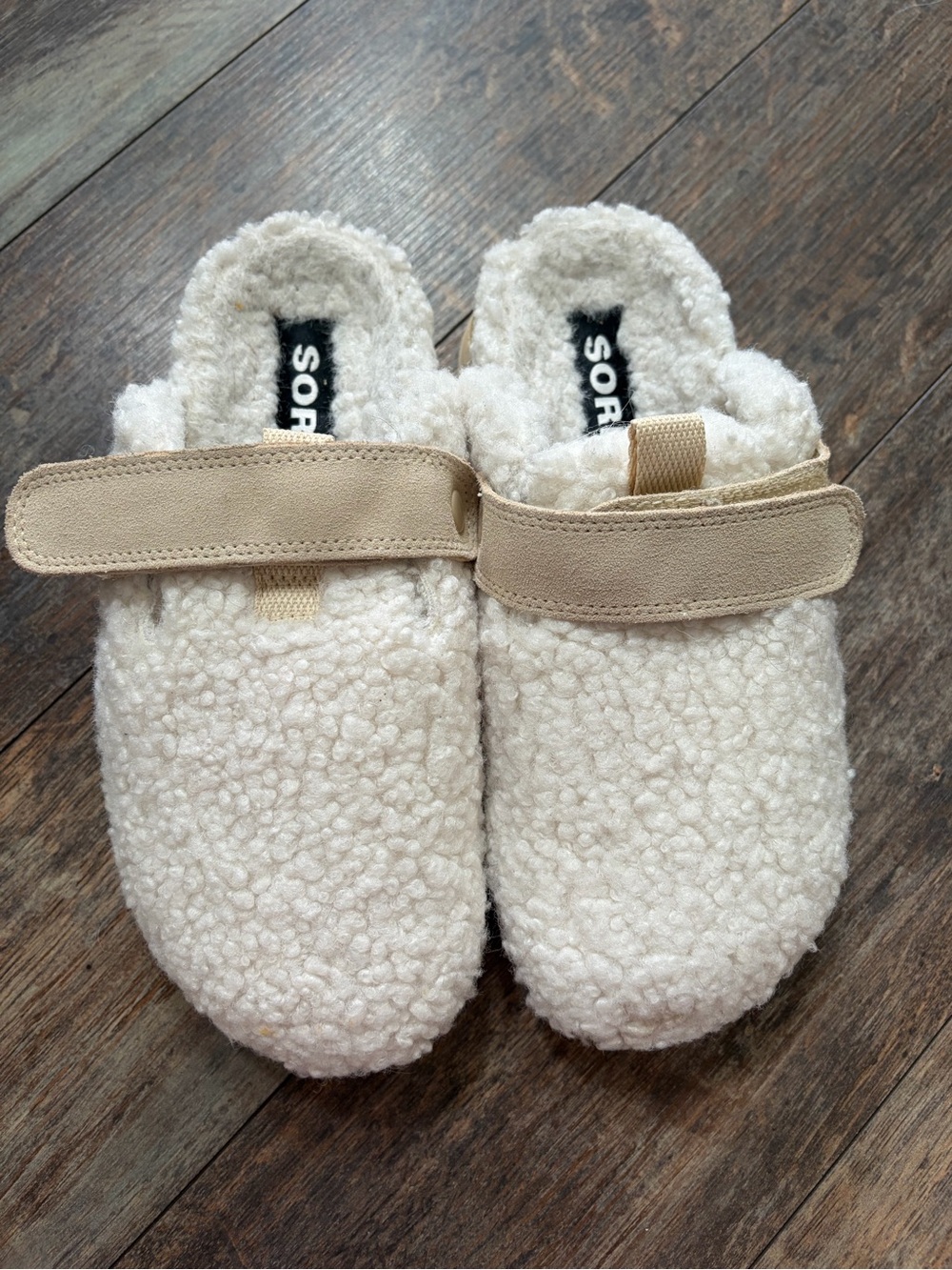 Sorel Cozy Clogs Sz 7